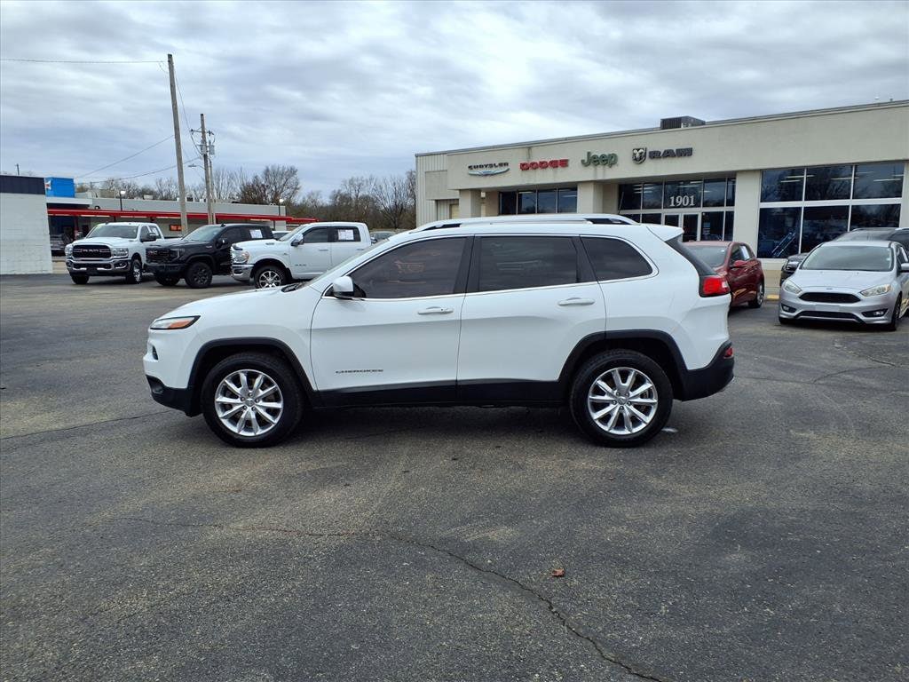 Used 2017 Jeep Cherokee Limited 4x4 SUV
