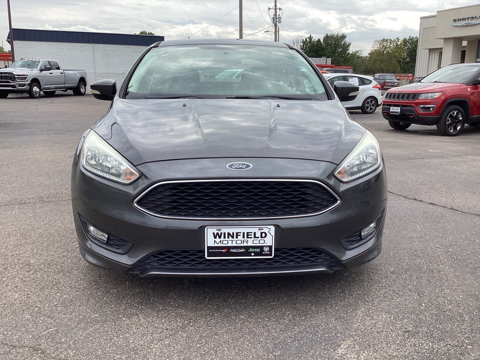 Used 2015 Ford Focus SE with VIN 1FADP3FE7FL360784 for sale in Winfield, KS