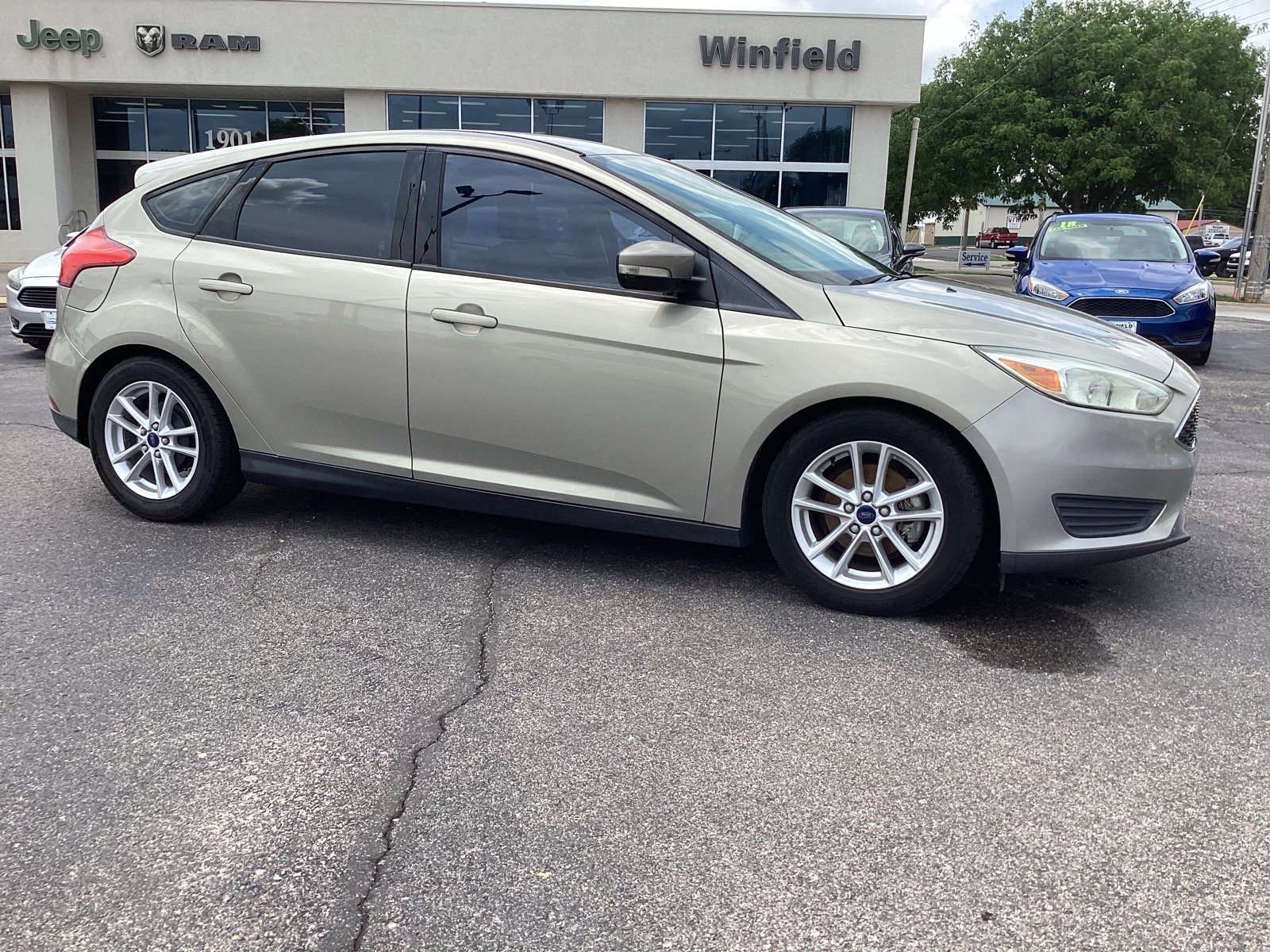 2016 Ford Focus 5 Door Hatch SE's photo