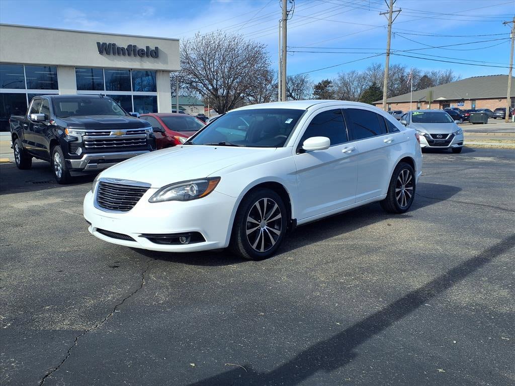 Used 2013 Chrysler 200 Touring Sedan