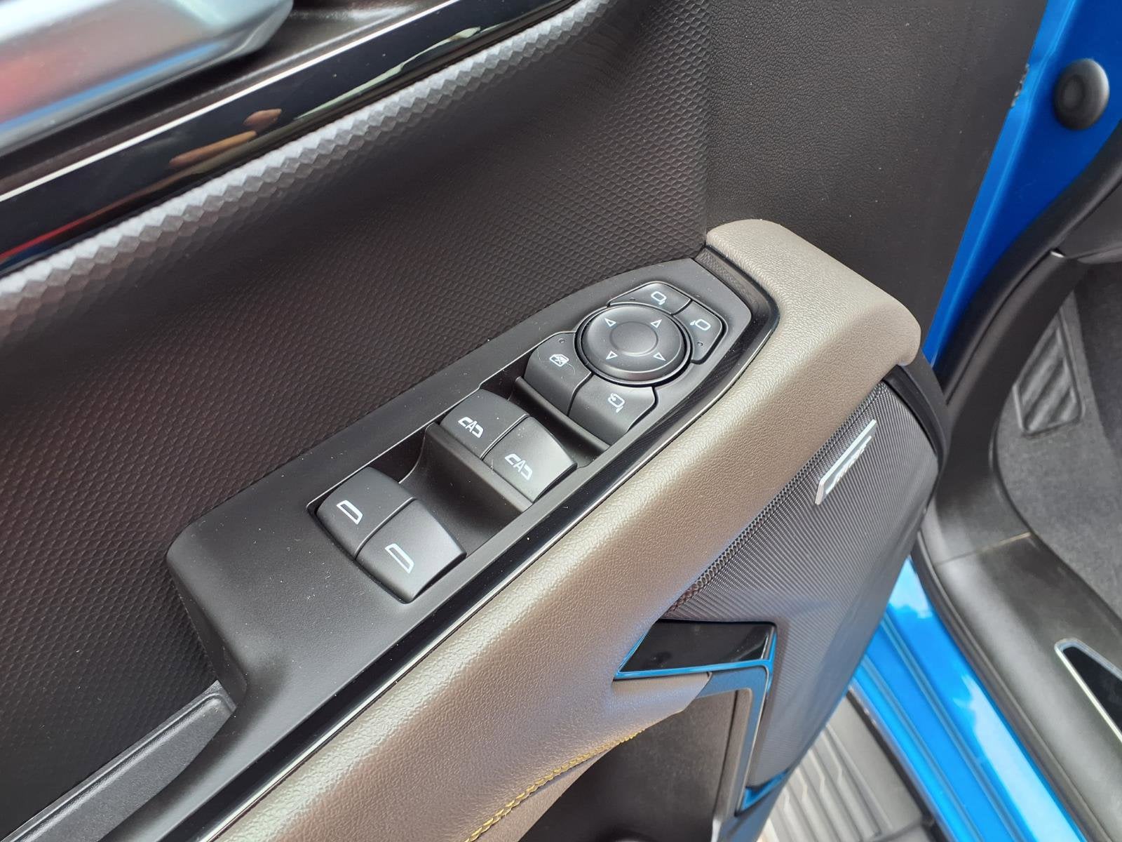 2024 Chevrolet Silverado 1500 ZR2 - Photo 12