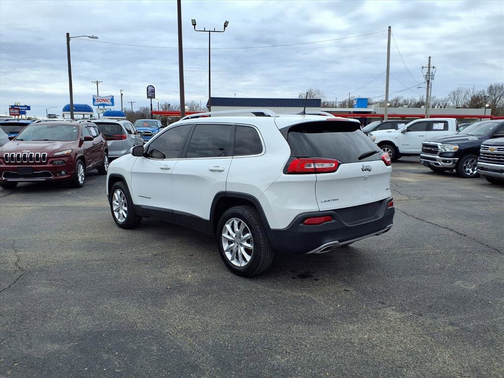 Used 2017 Jeep Cherokee Limited 4x4 SUV