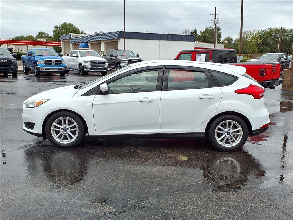 Used 2015 Ford Focus SE with VIN 1FADP3K20FL223214 for sale in Winfield, KS