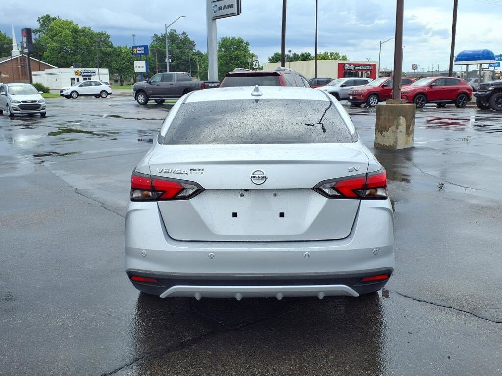 Used 2021 Nissan Versa 1.6 SV Sedan