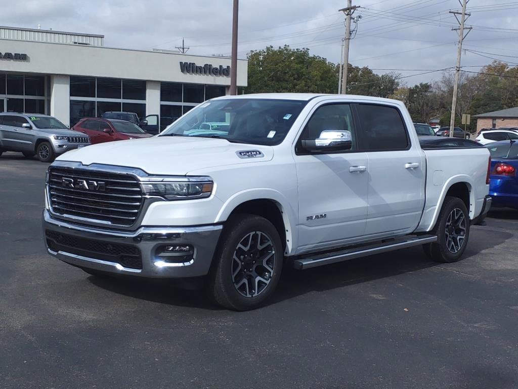 2025 Ram 1500 LARAMIE CREW CAB 4X4 5'7 BOX