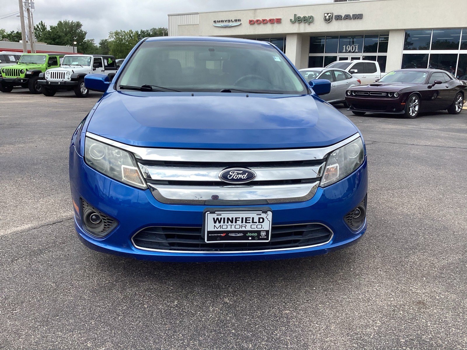 Used 2012 Ford Fusion SE with VIN 3FAHP0HA4CR449459 for sale in Winfield, KS