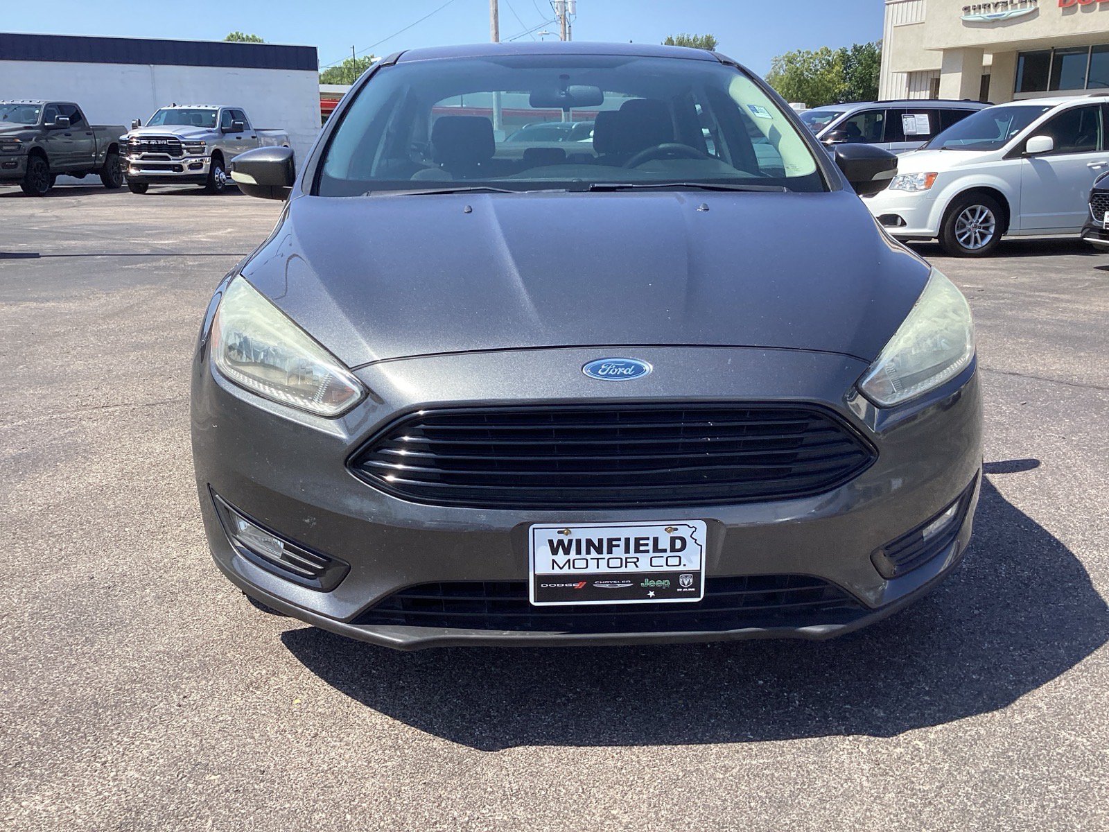 Used 2017 Ford Focus SE with VIN 1FADP3FE1HL306030 for sale in Winfield, KS