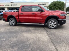 2026 Ram 1500 BIG HORN CREW CAB 4X4 5'7 BOX Pickup