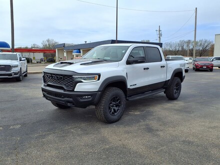 2026 Ram 1500 RHO CREW CAB 4X4 5'7 BOX Pickup