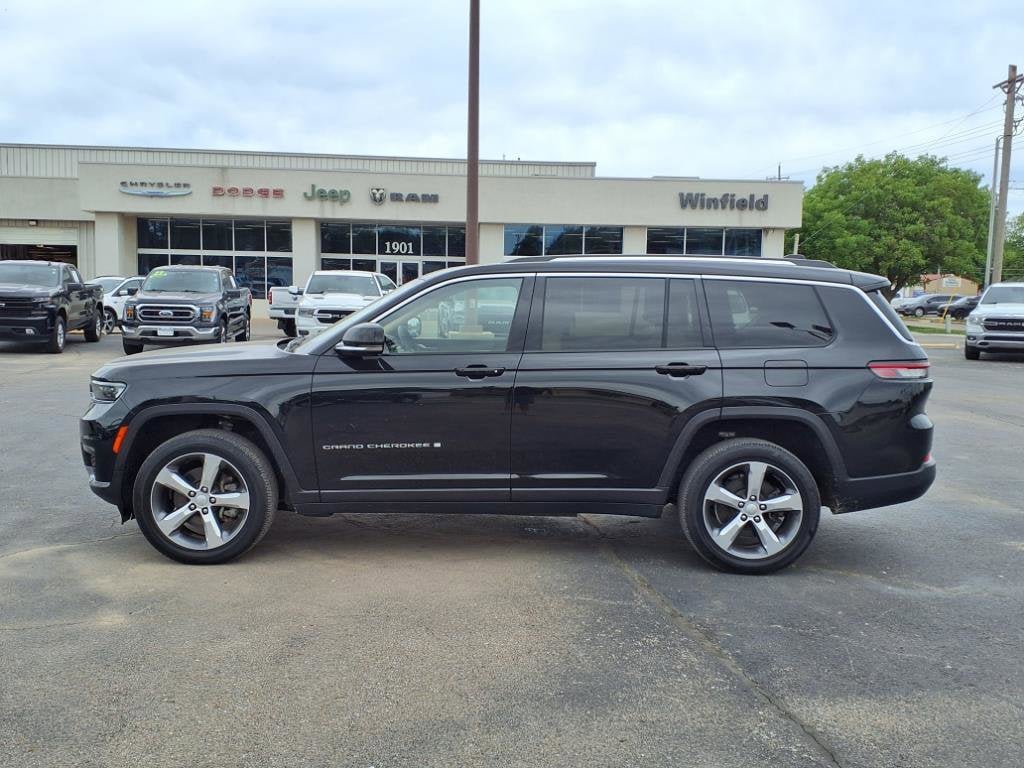 Used 2021 Jeep Grand Cherokee L Limited with VIN 1C4RJKBG8M8130836 for sale in Winfield, KS