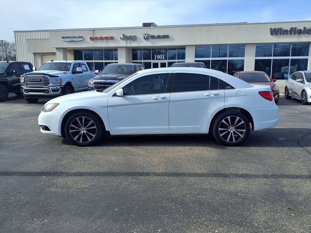 Used 2013 Chrysler 200 Touring Sedan
