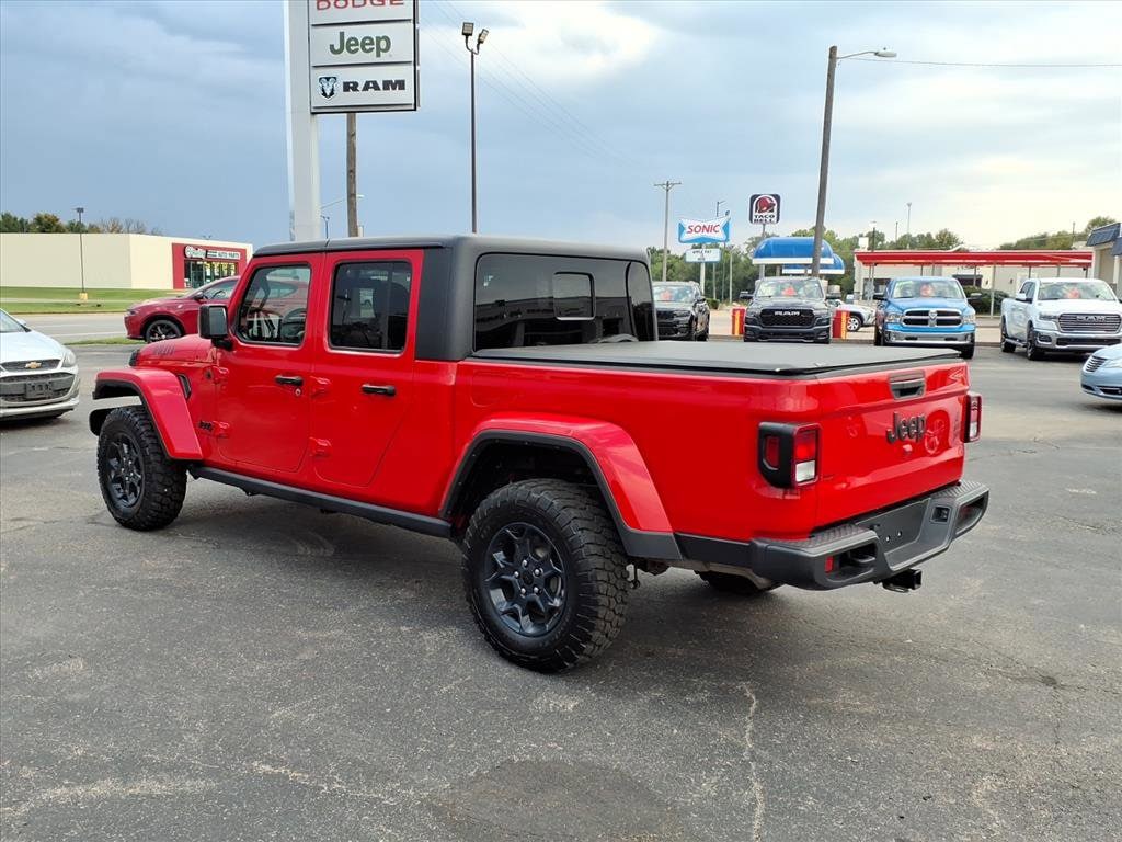 Used 2023 Jeep Gladiator Sport Truck Crew Cab