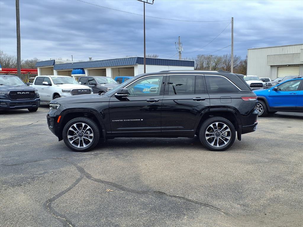 Used 2022 Jeep Grand Cherokee Overland SUV