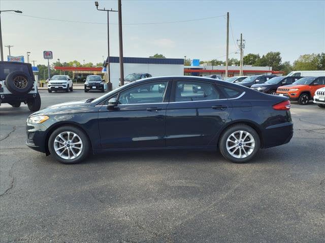 Used 2020 Ford Fusion SE with VIN 3FA6P0HD3LR145296 for sale in Winfield, KS