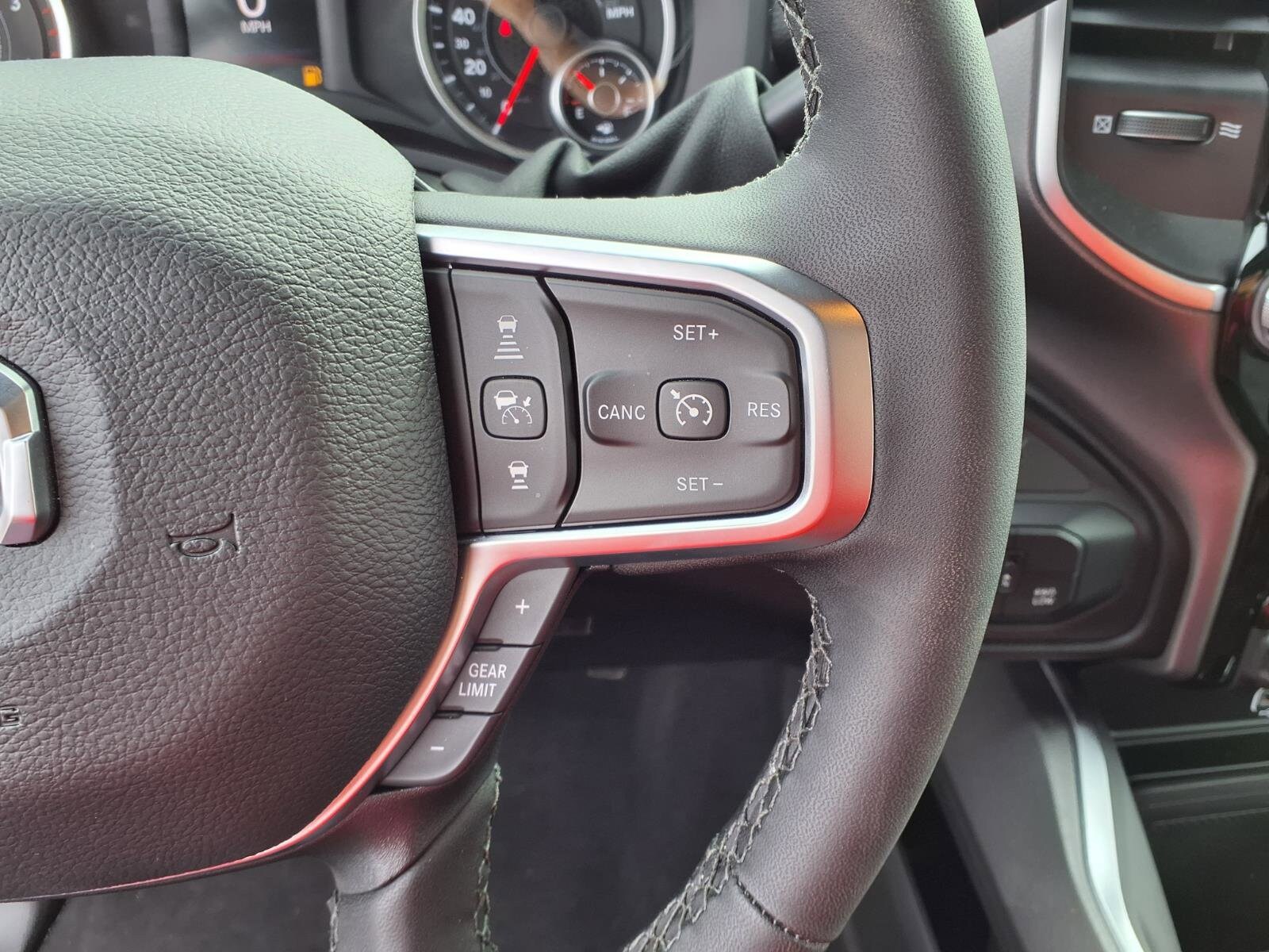 2026 RAM 3500 Big Horn - Photo 15