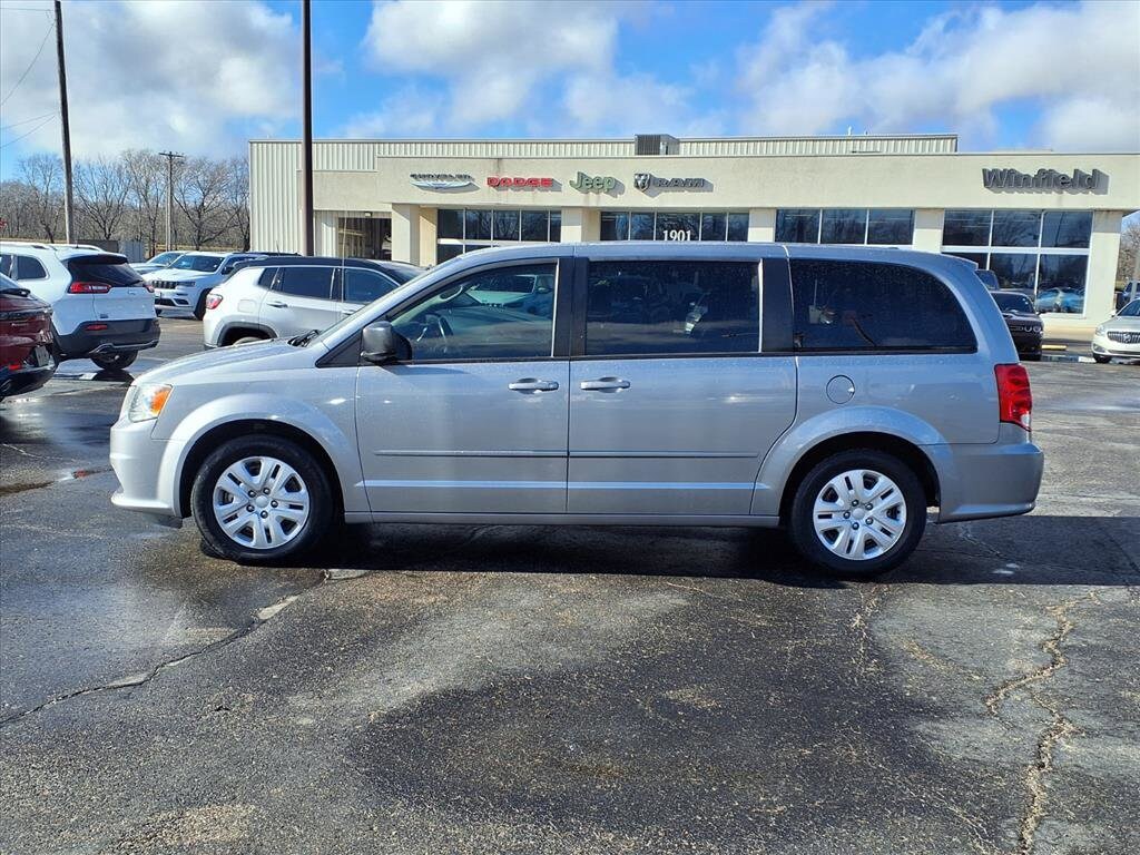 Used 2017 Dodge Grand Caravan SE Van