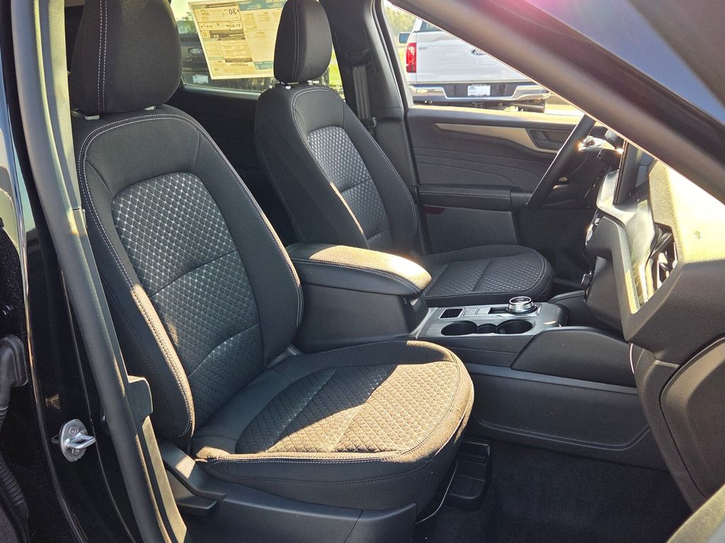 2026 Ford Escape Active - Photo 15