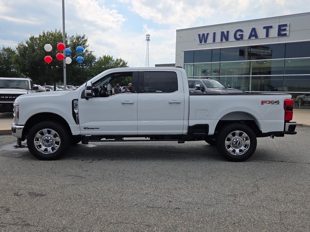 New 2026 Ford F-250SD Lariat Truck