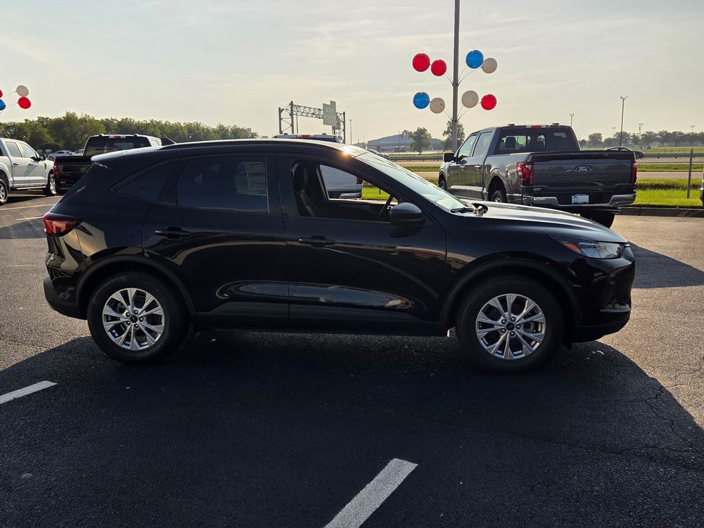 2026 Ford Escape Active - Photo 13
