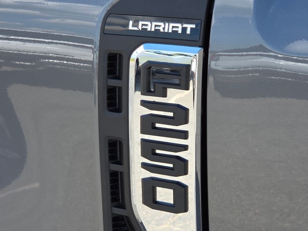 New 2026 Ford F-250SD Lariat Truck