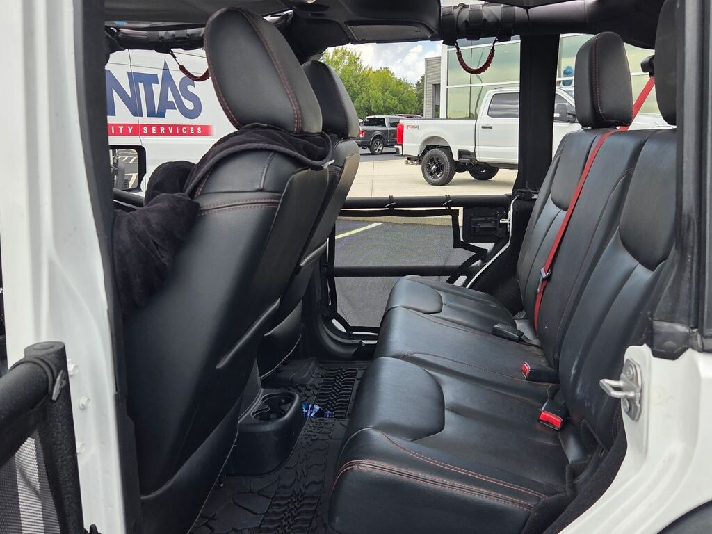 Used 2017 Jeep Wrangler Unlimited Rubicon Recon SUV