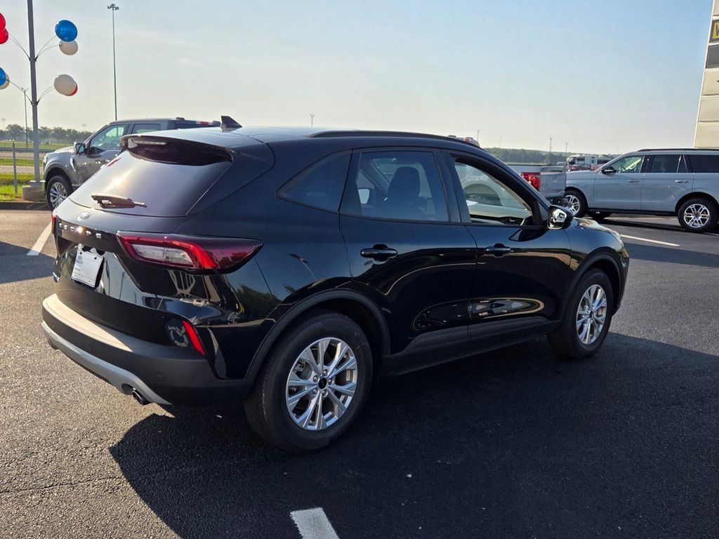 2026 Ford Escape Active - Photo 12