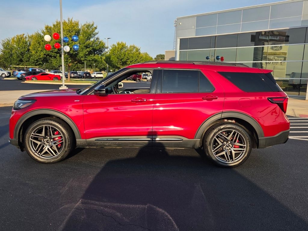 Used 2025 Ford Explorer ST-Line SUV