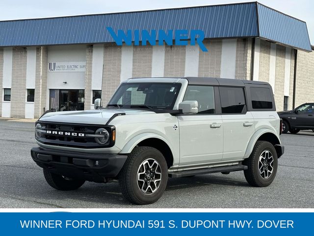2024 Ford Bronco 4-Door Outer Banks's photo