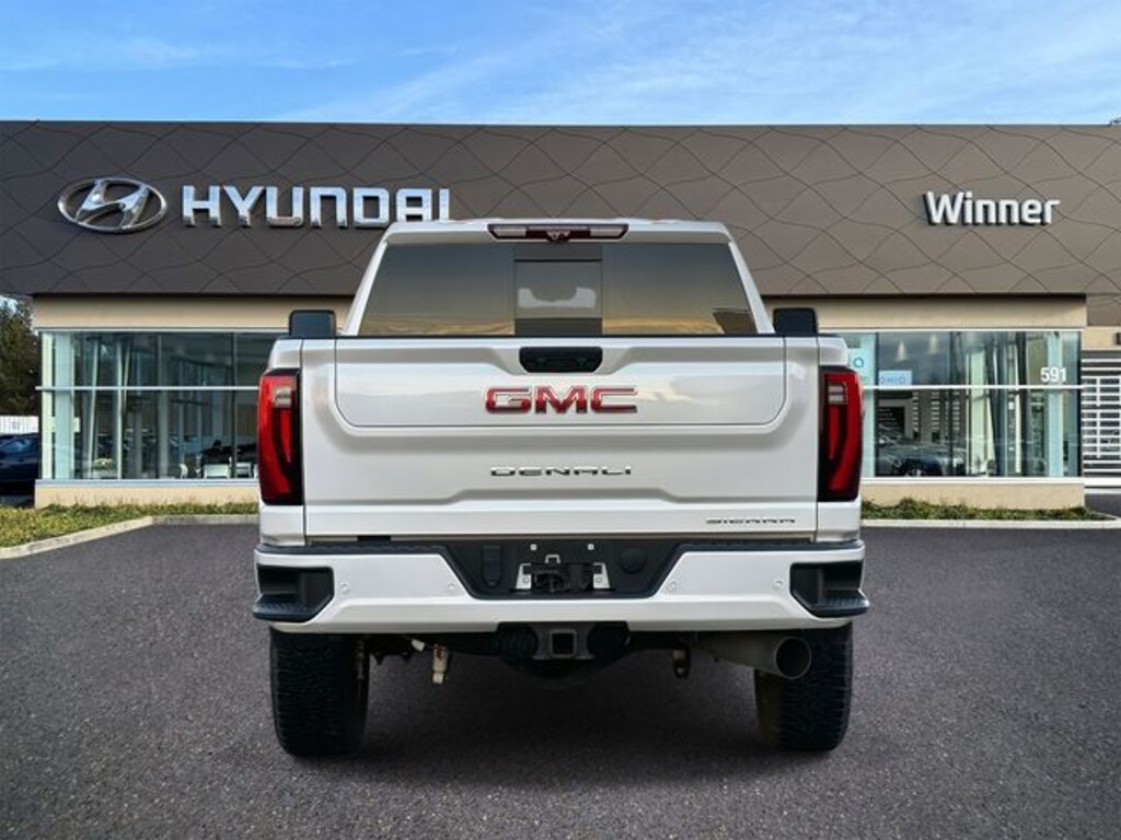 Used 2024 GMC Sierra 2500 HD Denali Truck Crew Cab