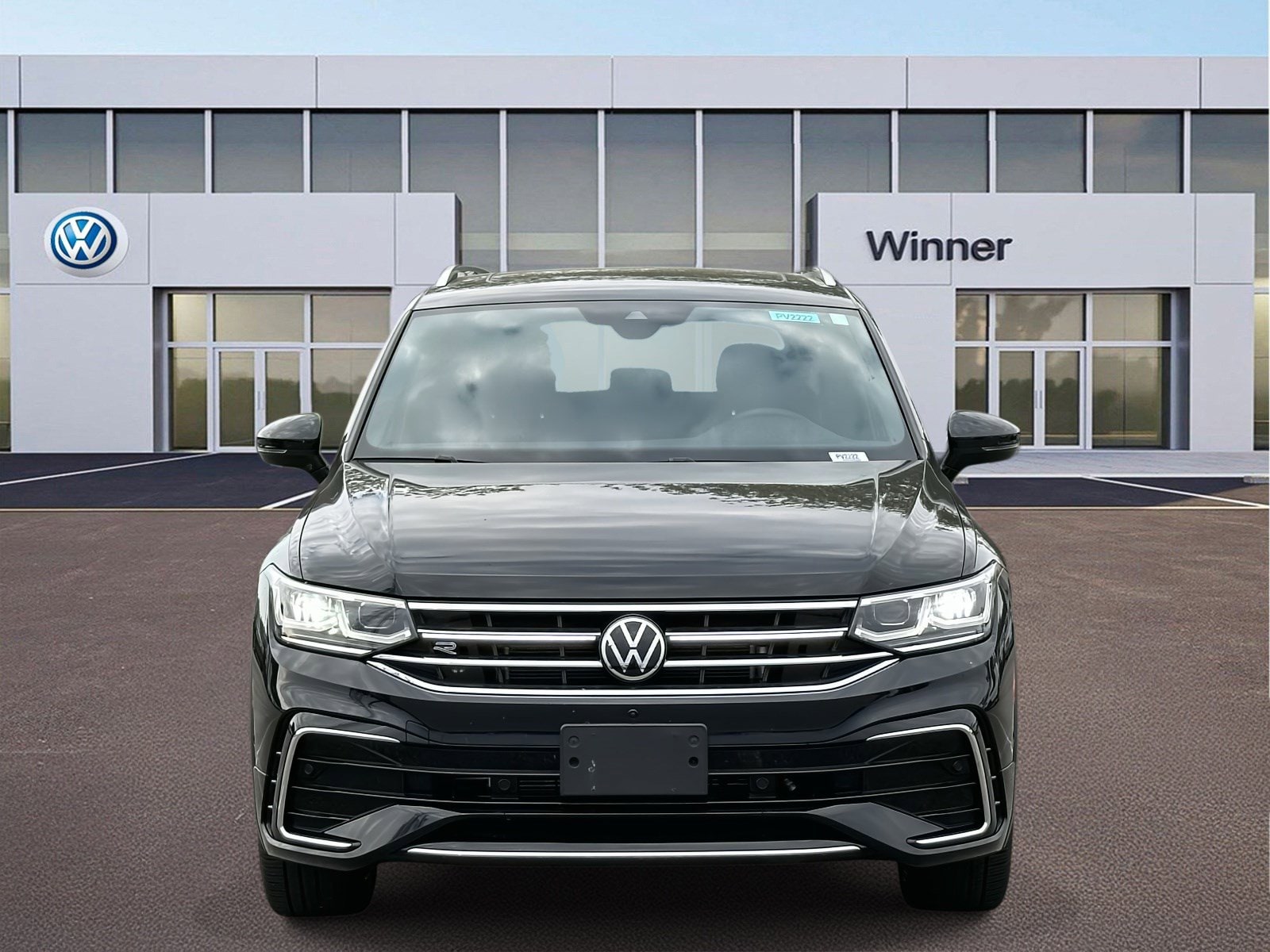 Used 2022 Volkswagen Tiguan SEL R-LINE with VIN 3VV4B7AX9NM086897 for sale in Dover, DE