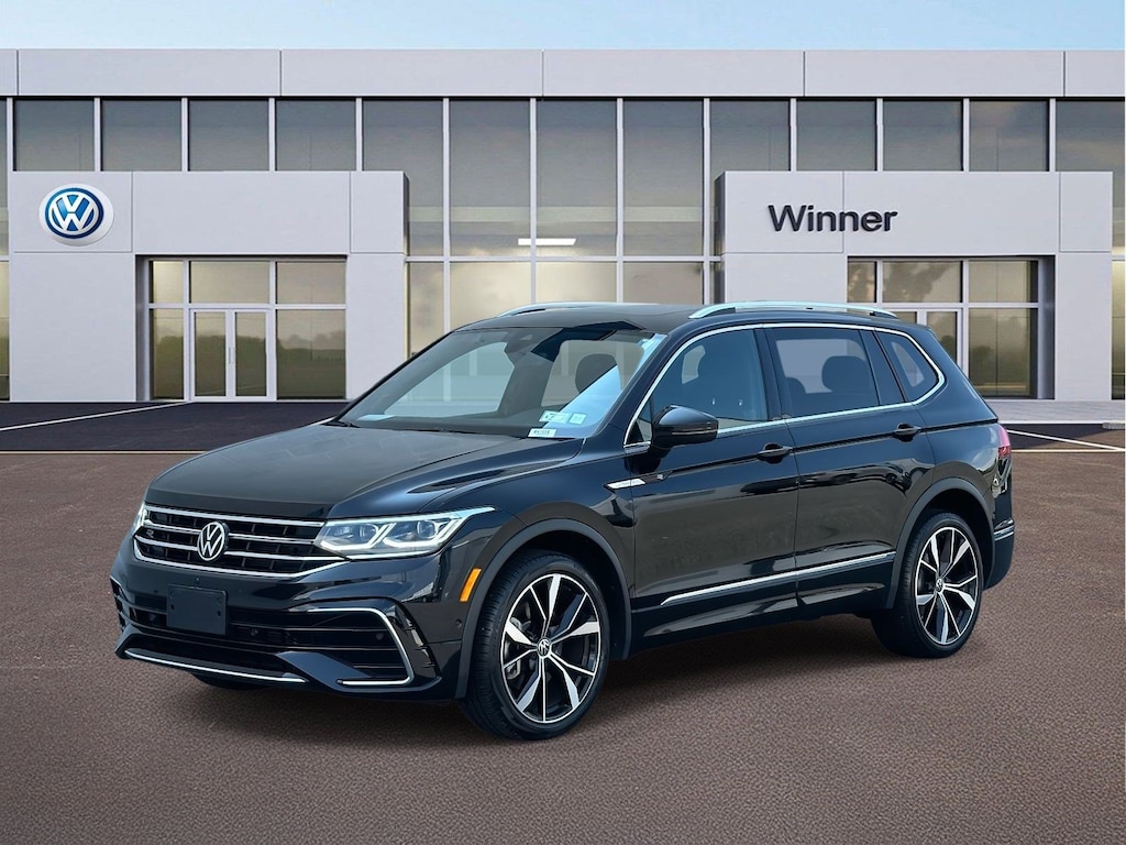 Used 2023 Volkswagen Tiguan SEL R-Line 2.0T SEL R-Line 4MOTION
