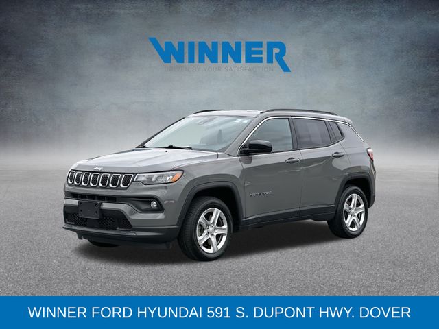 2023 Jeep Compass Latitude's photo