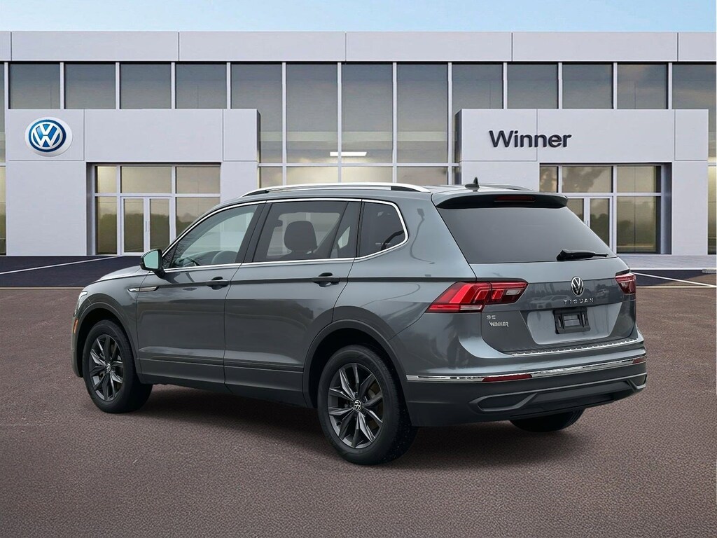 Used 2023 Volkswagen Tiguan SE 2.0T SE FWD
