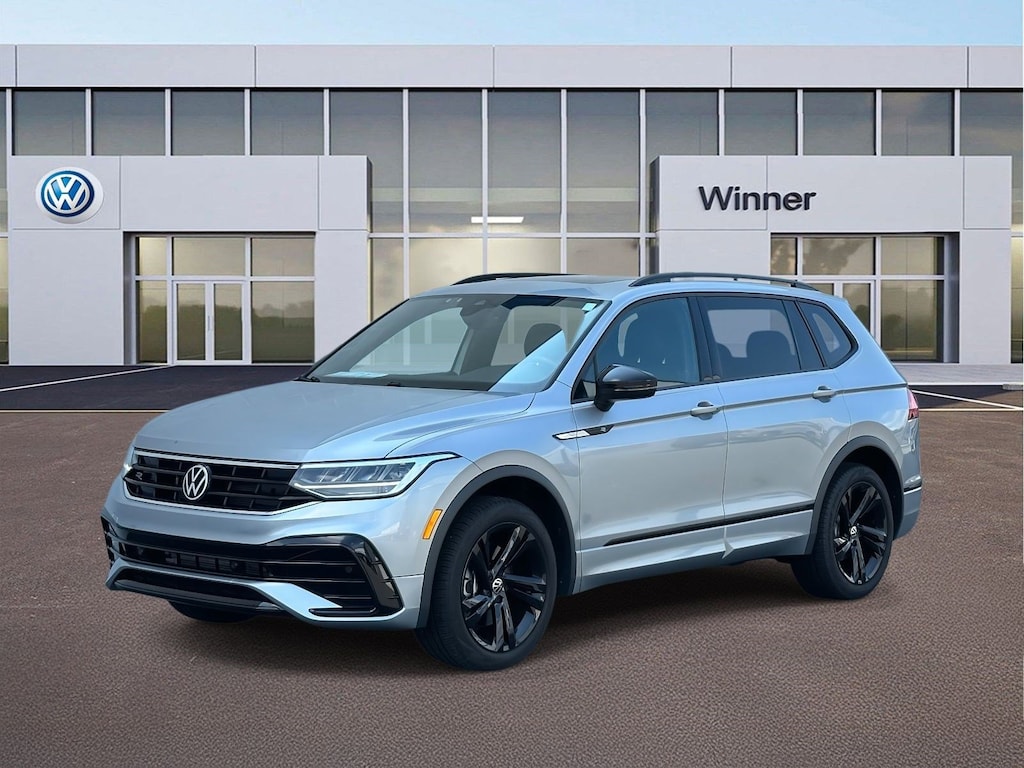 Used 2023 Volkswagen Tiguan SE R-Line Black 2.0T SE R-Line Black 4MOTION