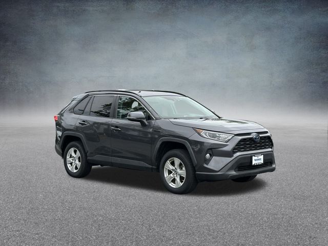 2019 Toyota RAV4 Hybrid XLE photo 2