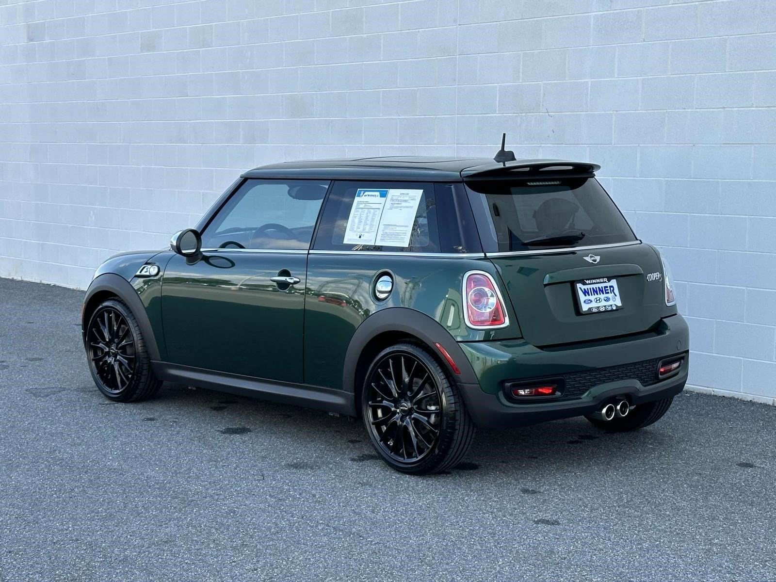 Used 2011 MINI Cooper S with VIN WMWSV3C55BTY11391 for sale in Dover, DE