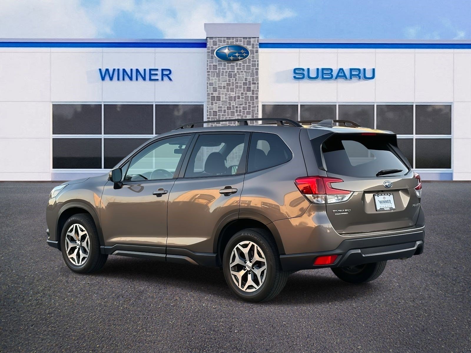 2023 Subaru Forester Premium photo 3