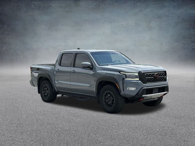 2023 Nissan Frontier PRO-4X photo 3