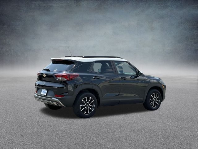 2023 Chevrolet Trailblazer ACTIV photo 2