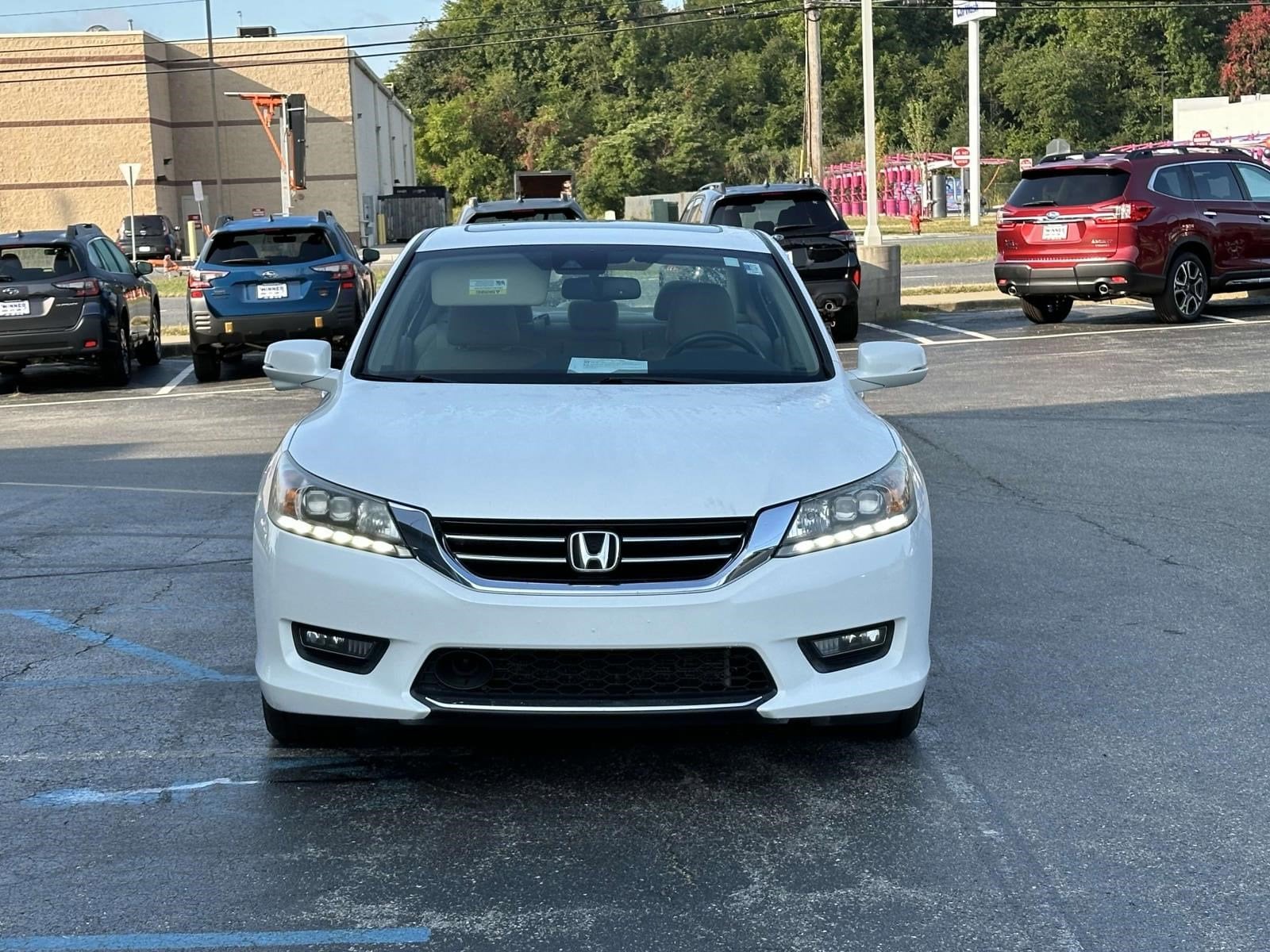 Used 2014 Honda Accord Touring with VIN 1HGCR3F91EA000716 for sale in Dover, DE