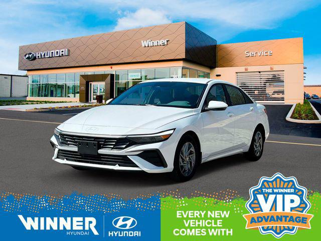 2025 Hyundai Elantra Blue's photo