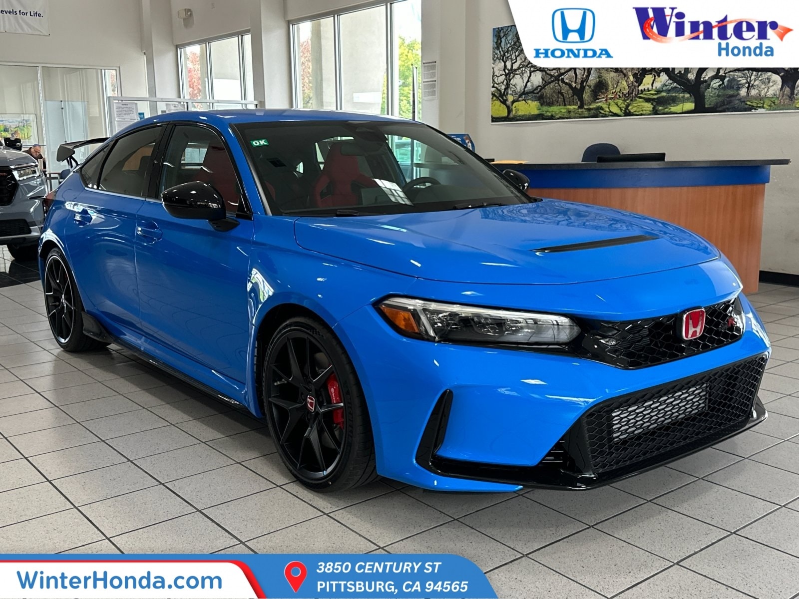 2025 Honda Civic Hatchback Type-R's photo