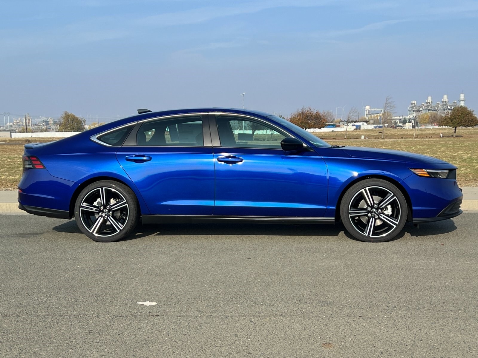 2025 Honda Accord Hybrid Sport photo 3