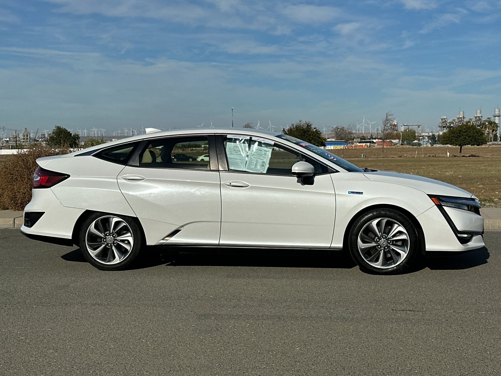 2019 Honda Clarity Plug-In Hybrid photo 2