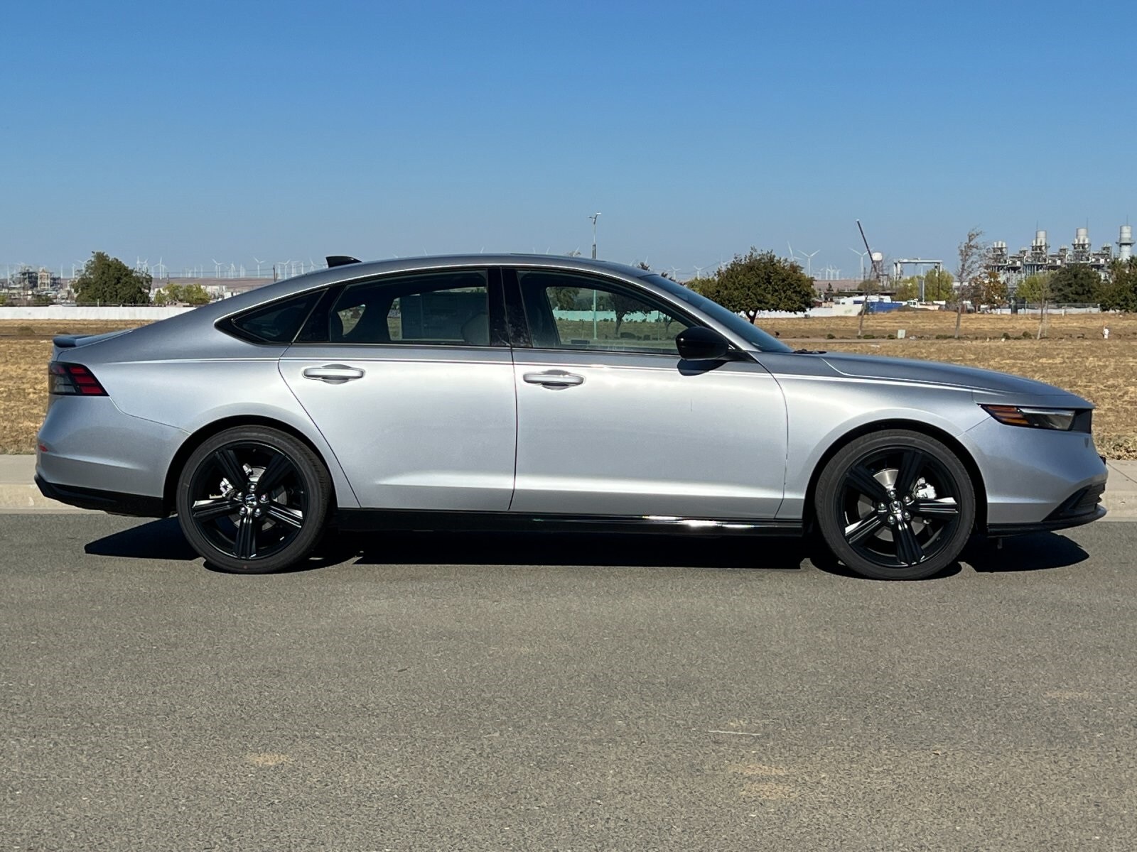 2025 Honda Accord Hybrid Sport-L photo 3