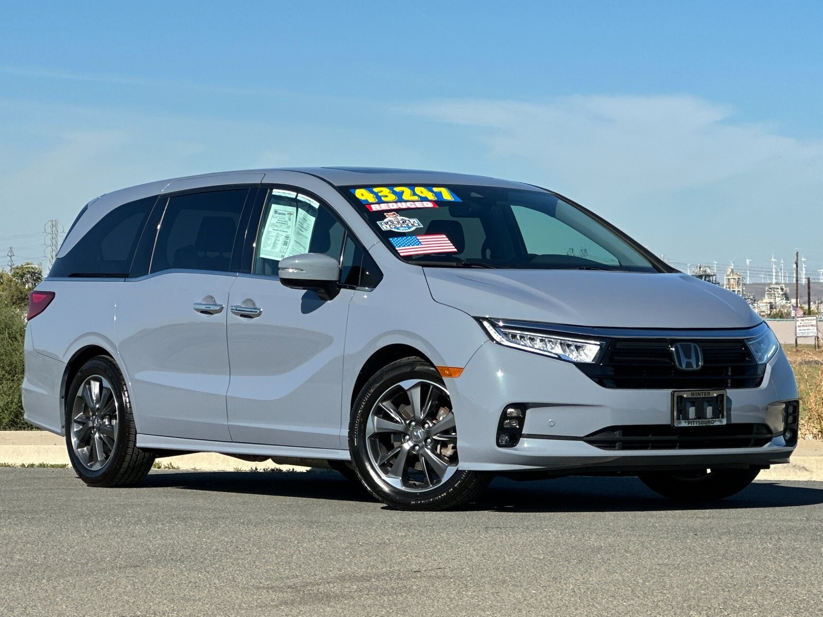 2023 Honda Odyssey Elite photo 2