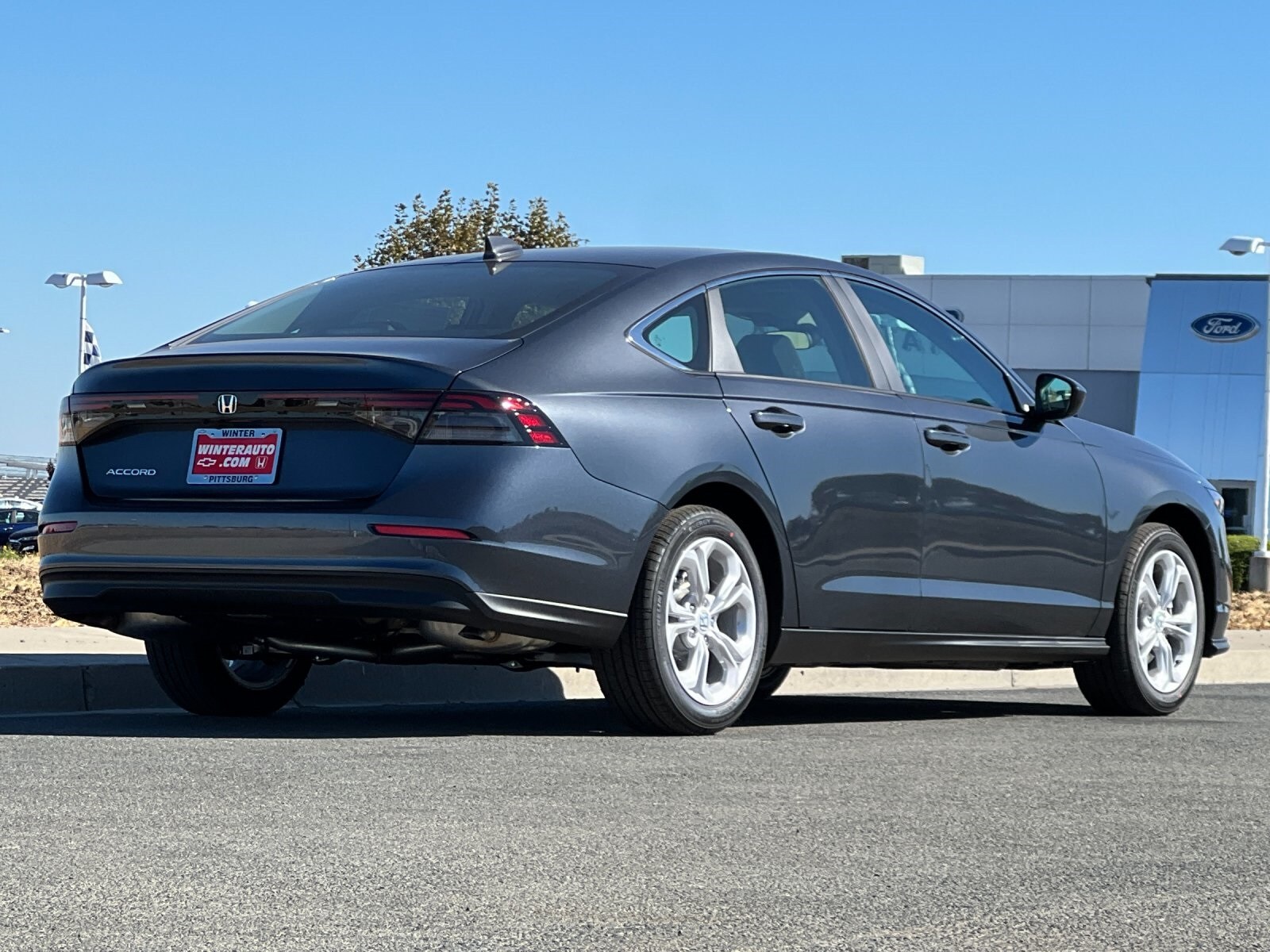 2025 Honda Accord LX photo 3