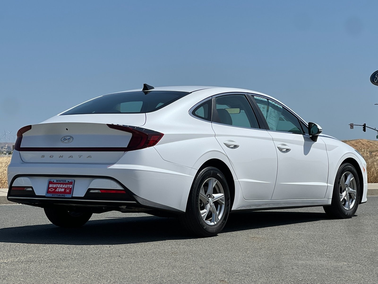 2022 Hyundai Sonata SE photo 3