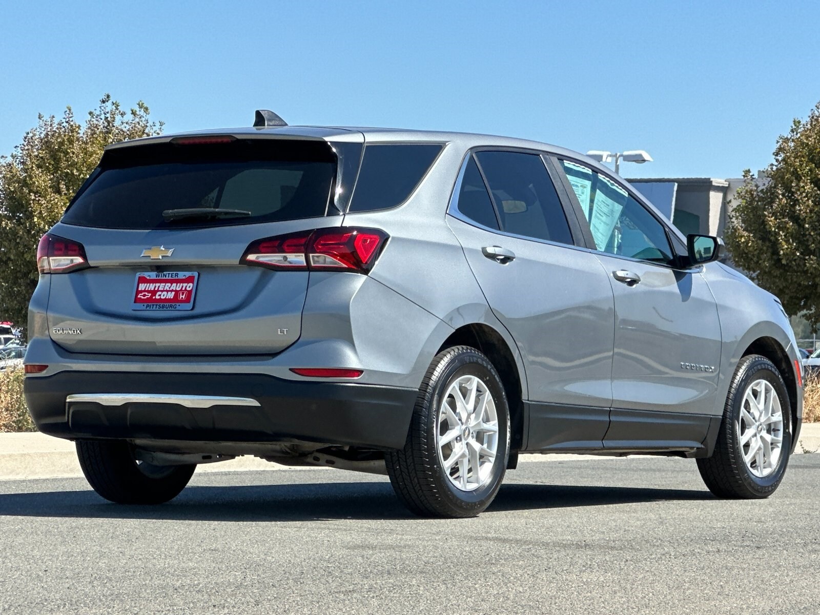 2023 Chevrolet Equinox LT photo 4