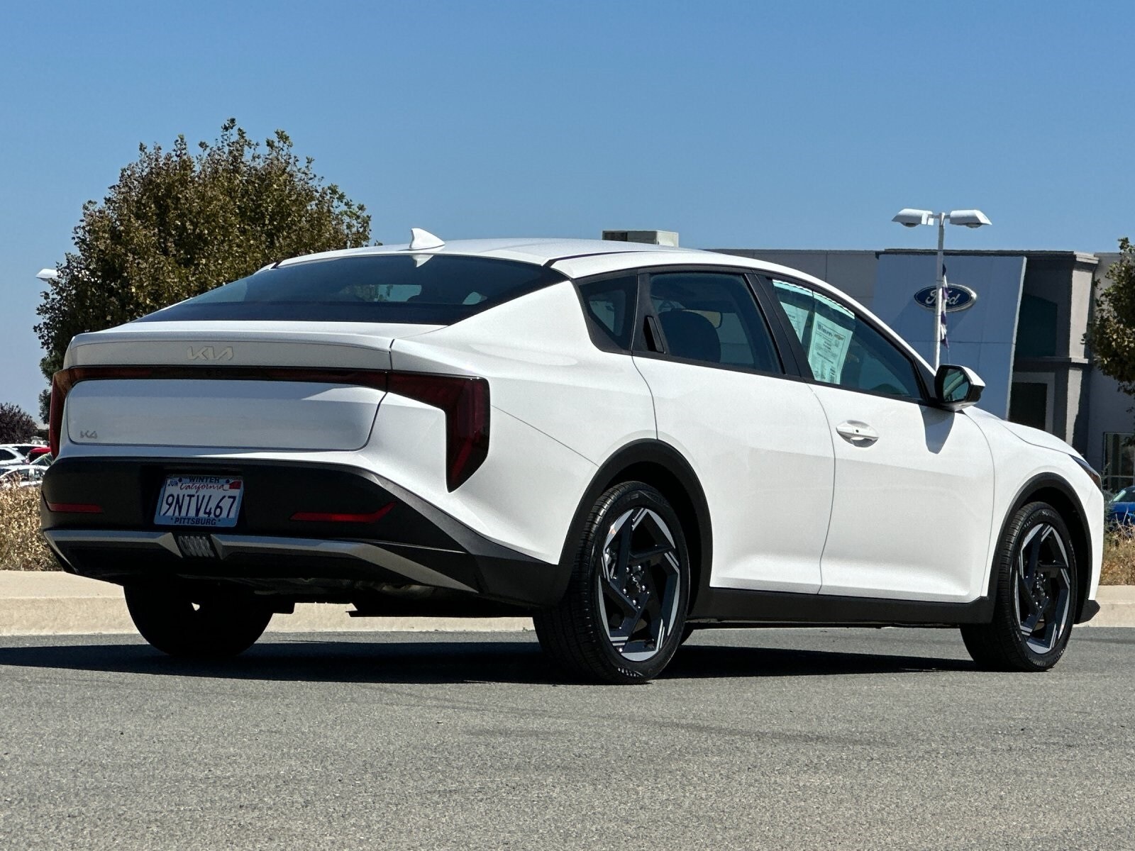 2025 Kia K4 EX photo 4